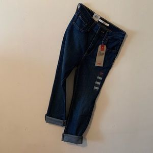 Levi’s 724 High Rise Straight Women’s Jeans